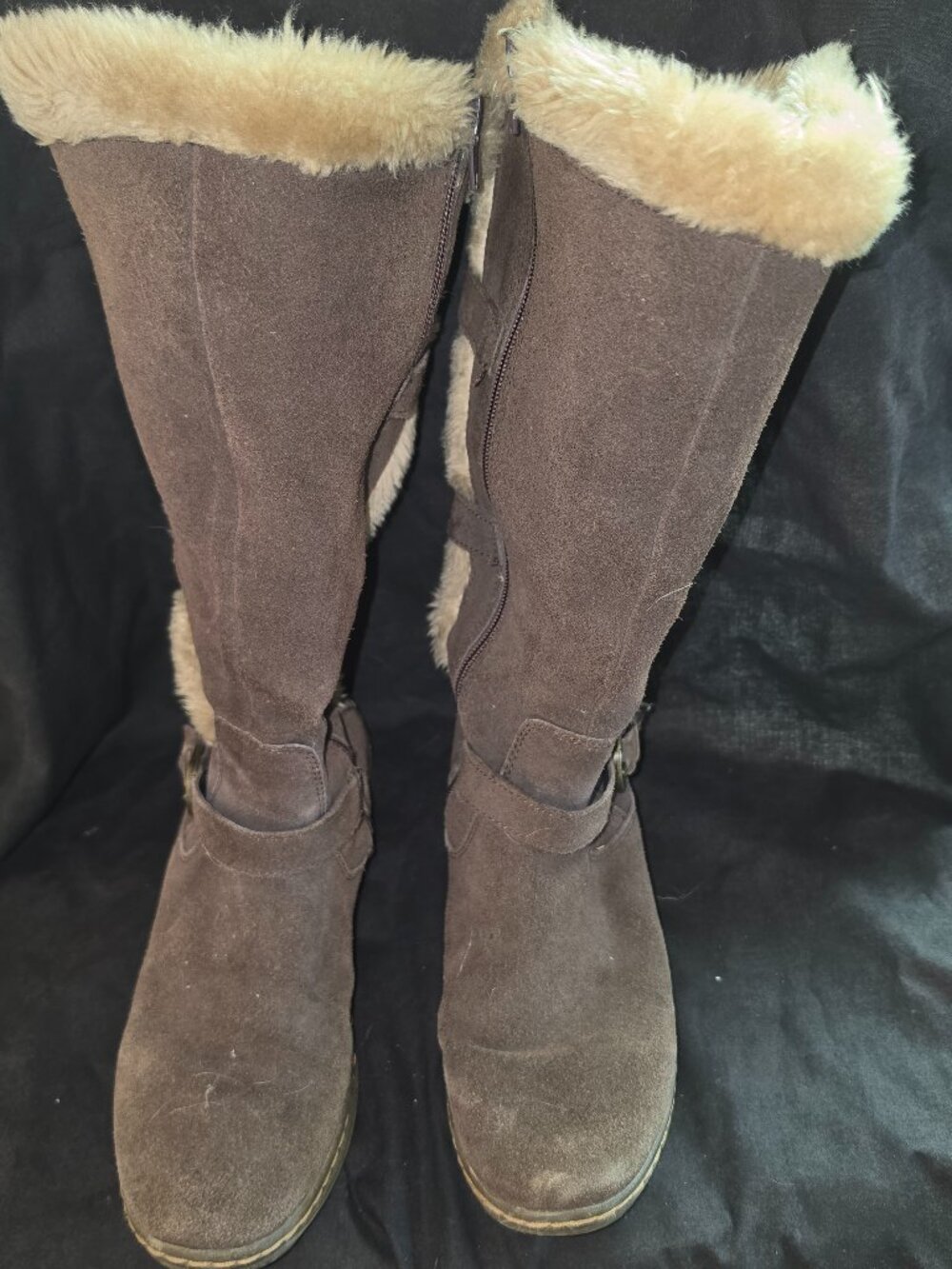 MID-CALF WINTER BOOTS